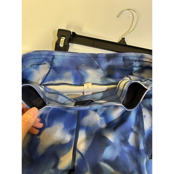 Lululemon size 8 Wunder Under Hi Rise full-on Luxtreme Blossom/wht/navy leggings - Picture 9 of 14